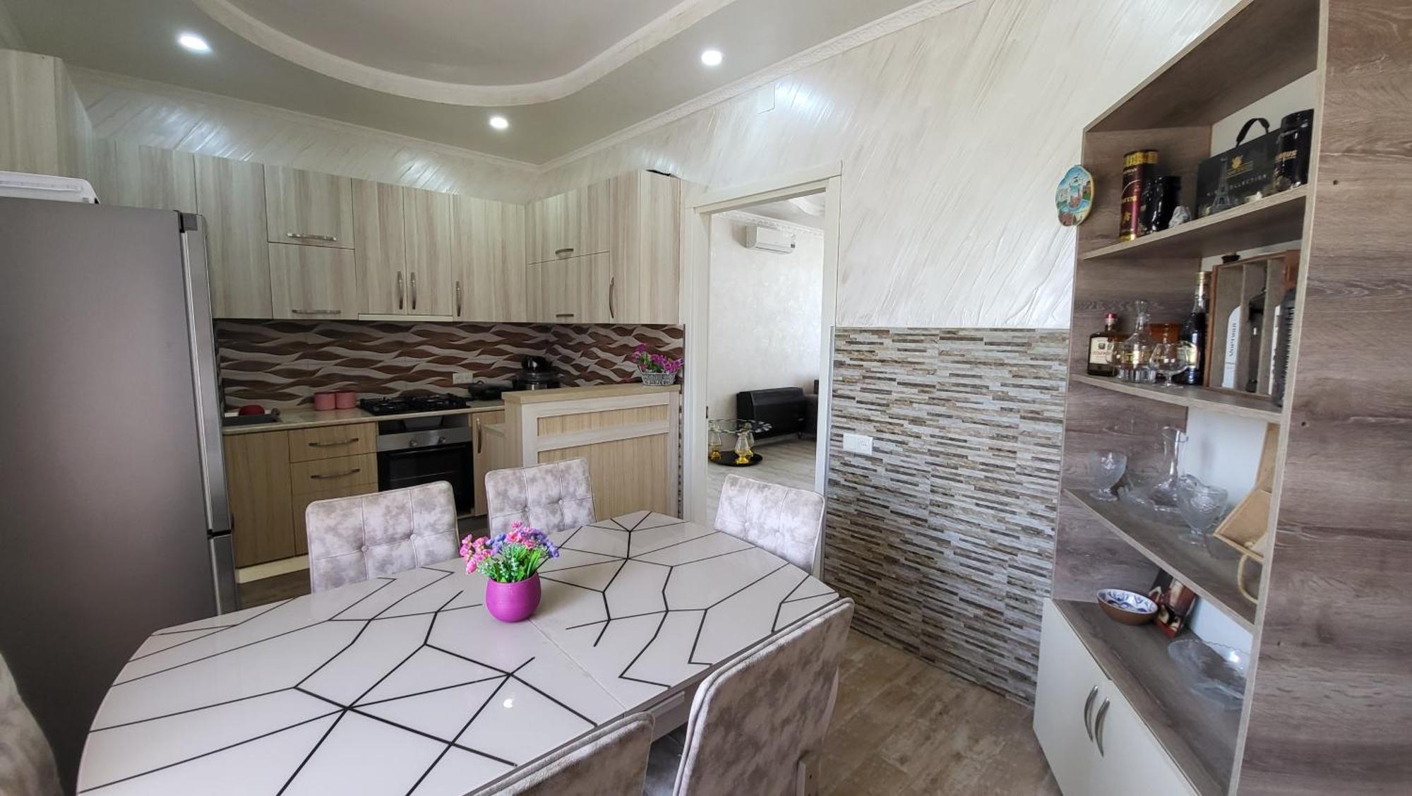 Guesthouse Gocha Beridze บาทูมิ ภายนอก รูปภาพ